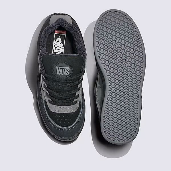 Vans estazzo black silver