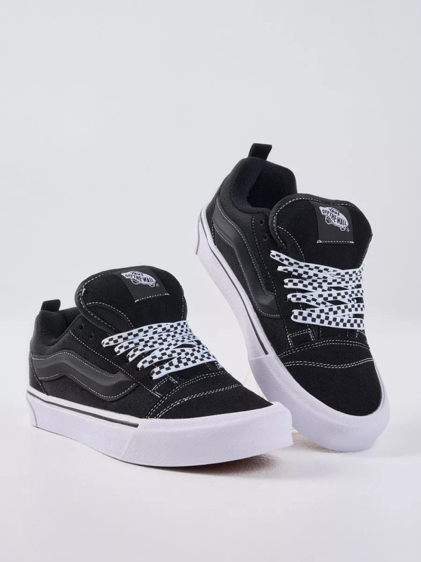 Vans knu skool black